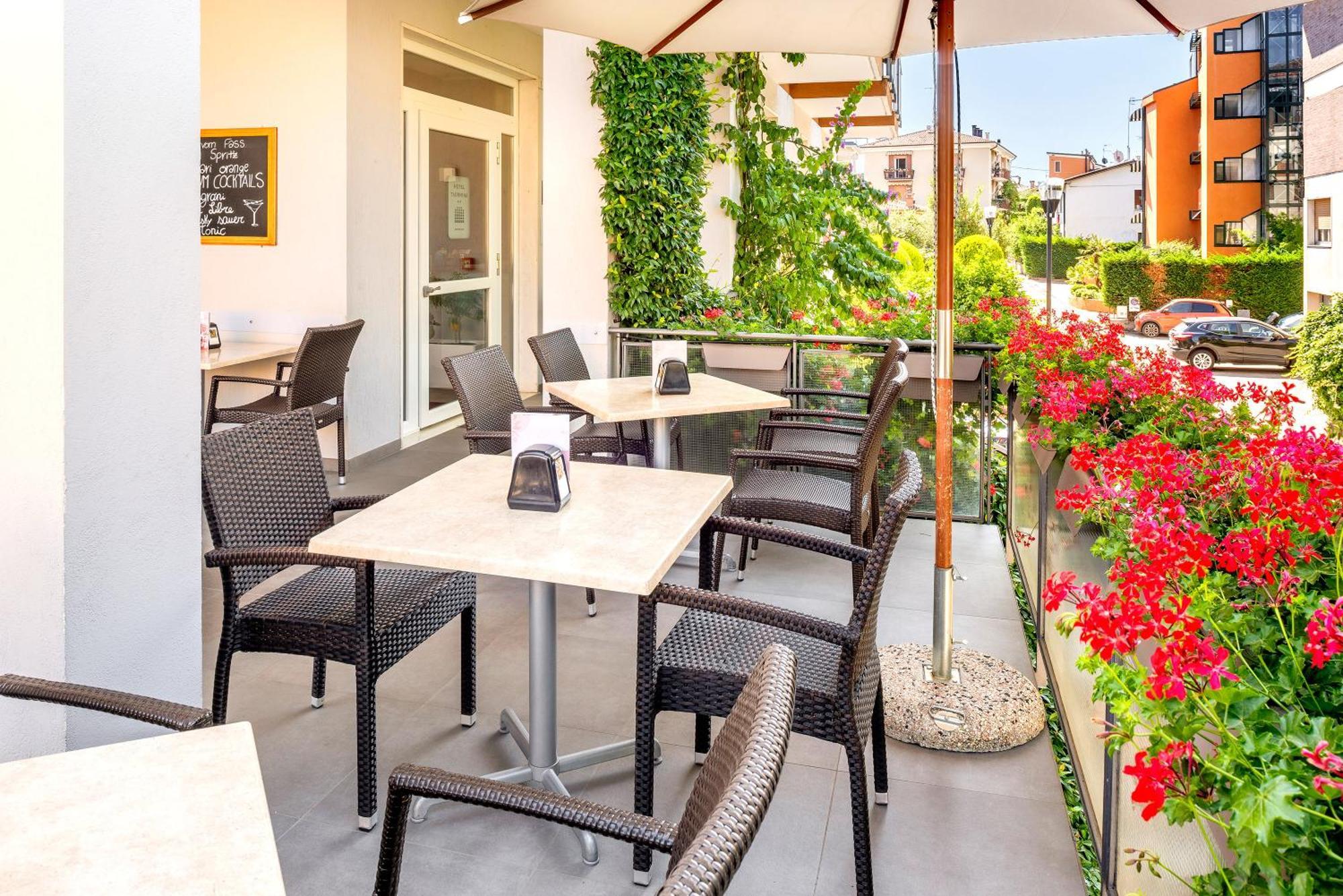 Hotel Taormina Bardolino Luaran gambar